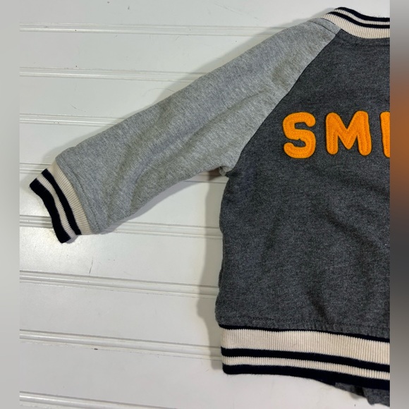 Baby Gap Varsity Jacket Size 12-18 Months Gray Smile Boy Cotton - Picture 11 of 12